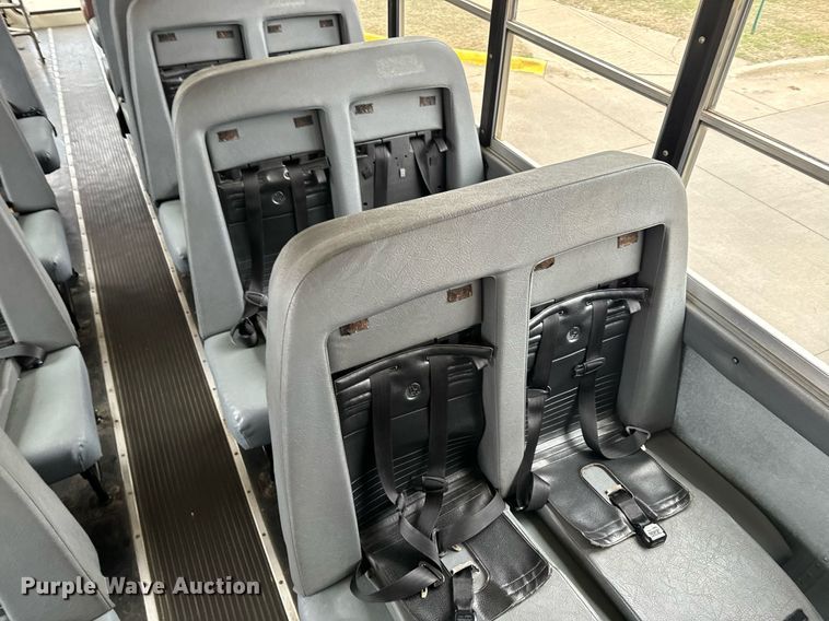 image for item NF9274 2009 International  PB10500 school bus