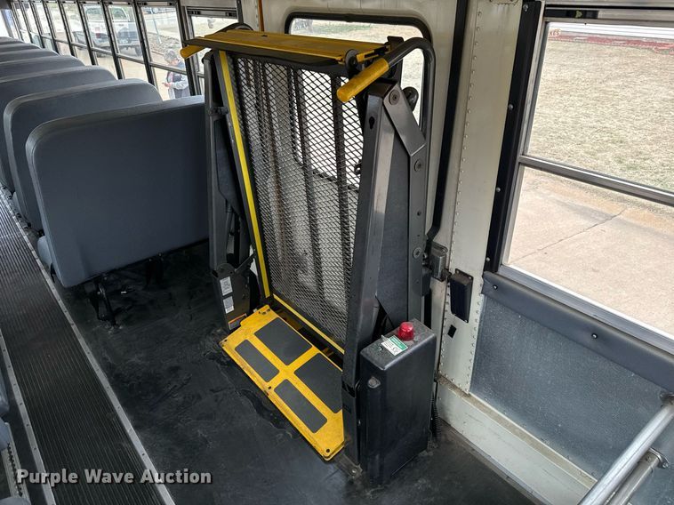 image for item NF9274 2009 International  PB10500 school bus