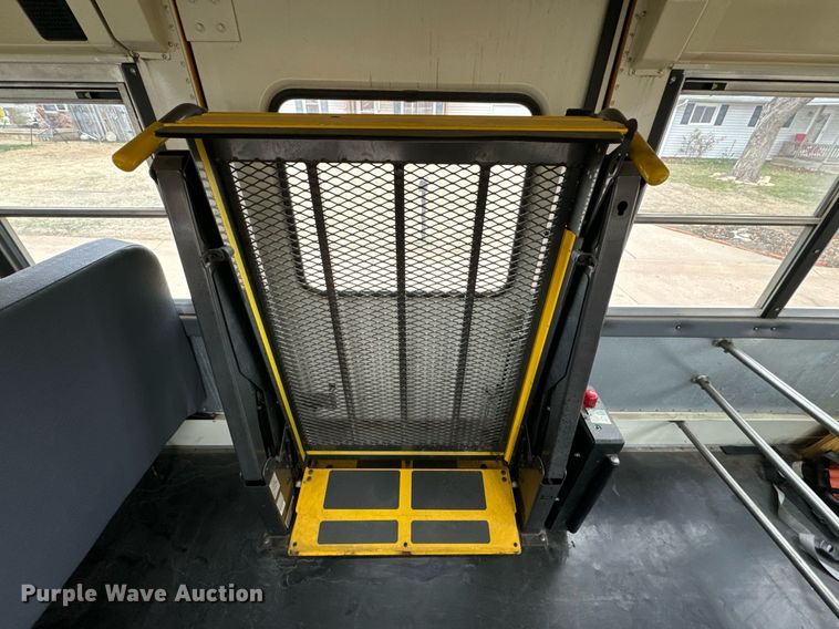 image for item NF9274 2009 International  PB10500 school bus