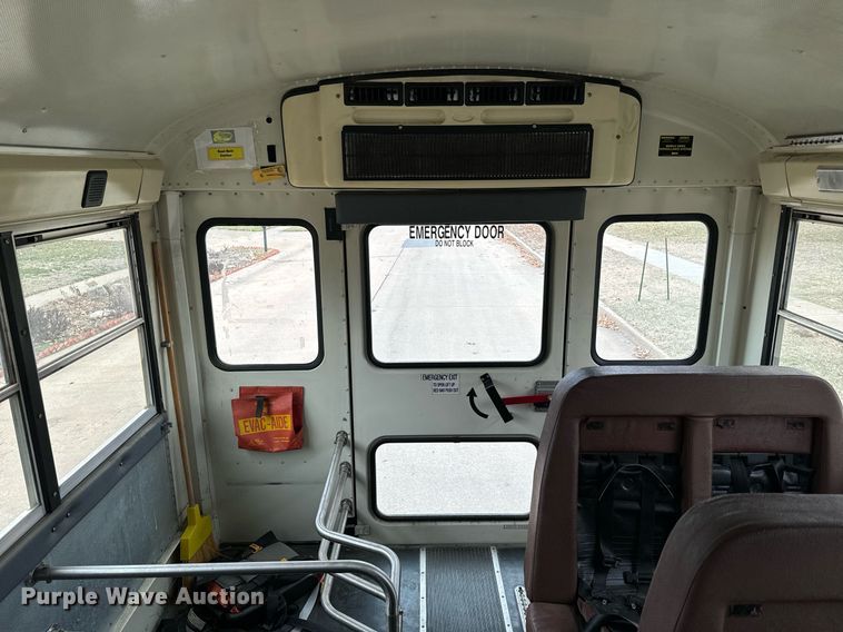 image for item NF9274 2009 International  PB10500 school bus