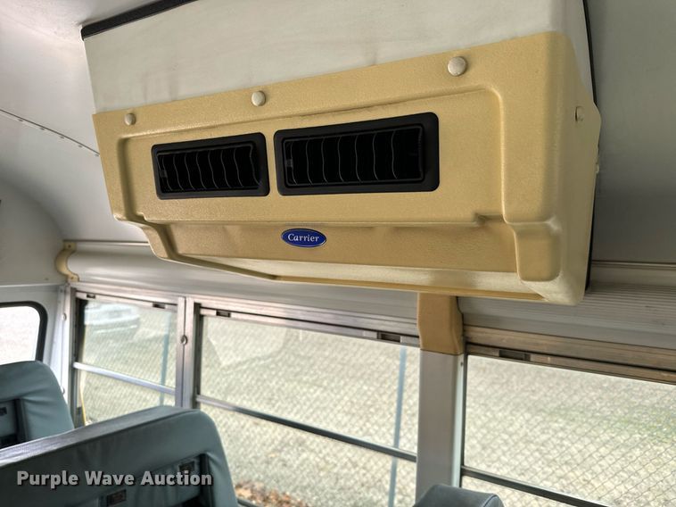 image for item NF9275 2005 Blue Bird Vision school bus