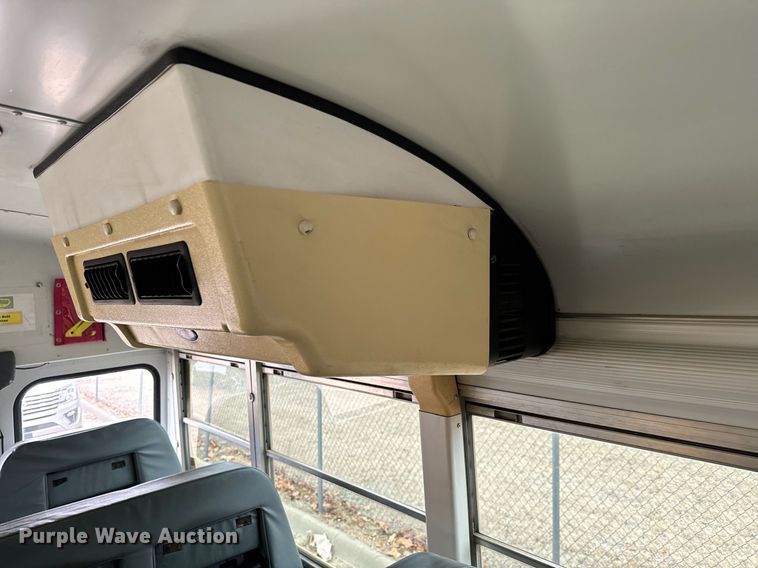 image for item NF9275 2005 Blue Bird Vision school bus