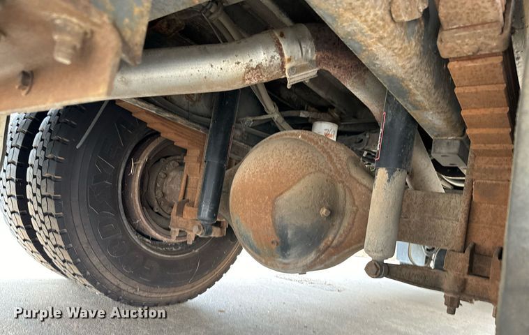 image for item NF9275 2005 Blue Bird Vision school bus