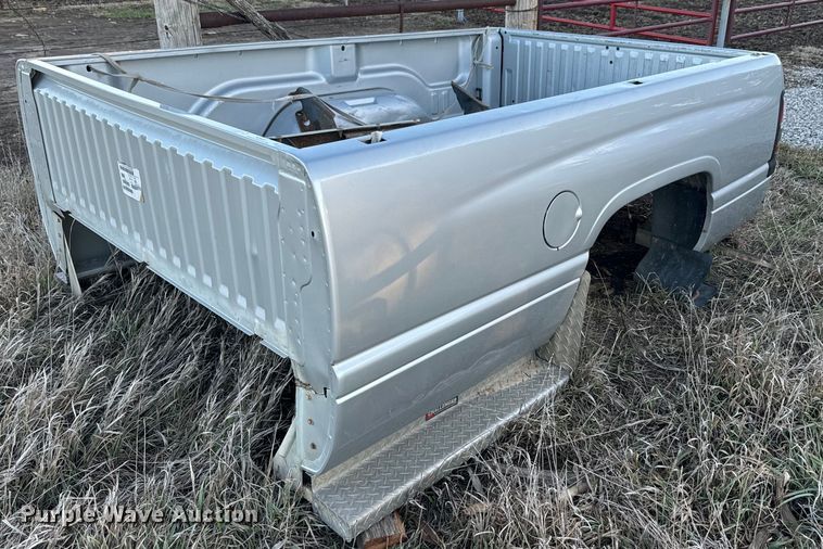 image for item NF9301 2002 Dodge Ram 2500 pickup bed