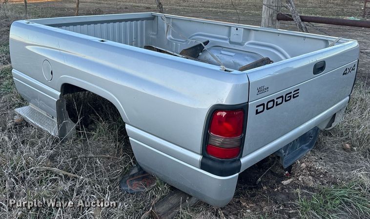 image for item NF9301 2002 Dodge Ram 2500 pickup bed