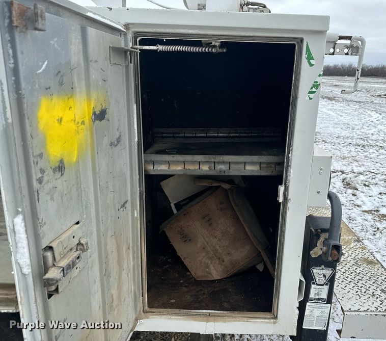 image for item NF9316 2003 Ford F450 Super Duty utility / service truck