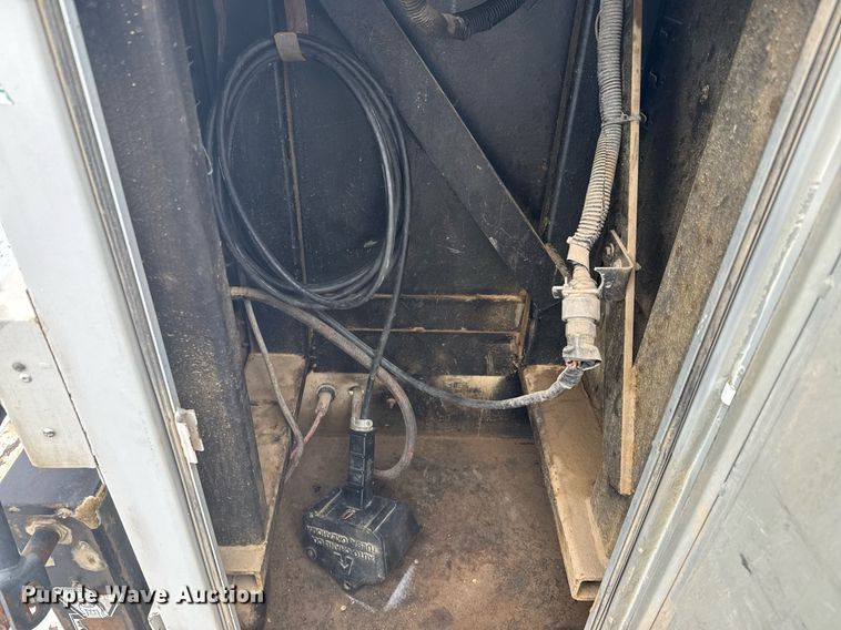 image for item NF9316 2003 Ford F450 Super Duty utility / service truck