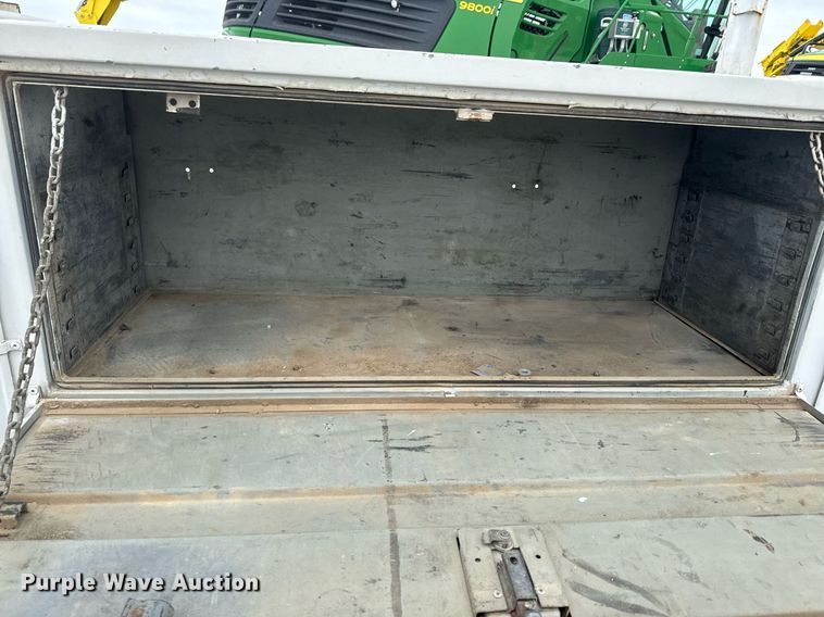 image for item NF9316 2003 Ford F450 Super Duty utility / service truck