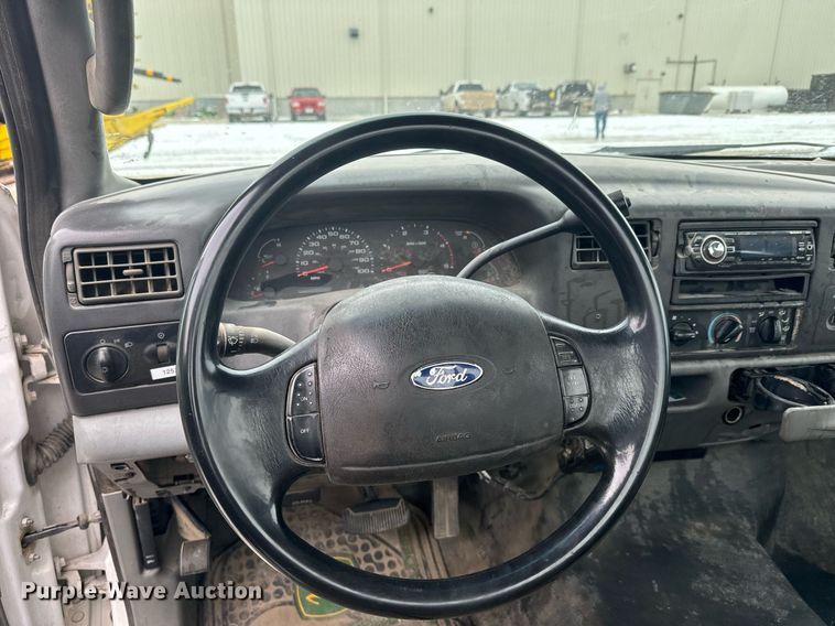 image for item NF9316 2003 Ford F450 Super Duty utility / service truck