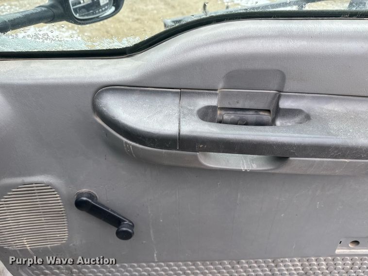 image for item NF9316 2003 Ford F450 Super Duty utility / service truck