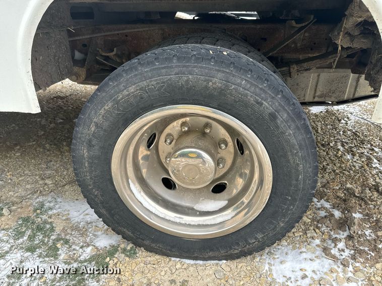 image for item NF9316 2003 Ford F450 Super Duty utility / service truck