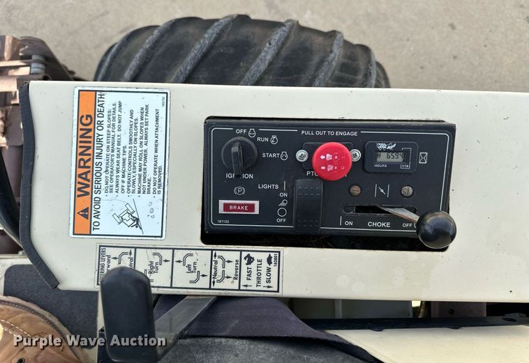 image for item NJ9292 Grasshopper 620T ZTR lawn mower