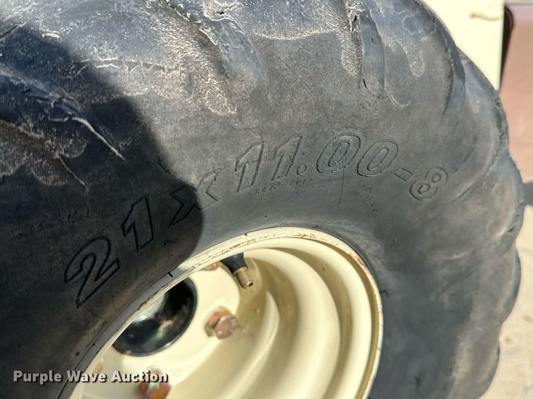 image for item NJ9292 Grasshopper 620T ZTR lawn mower