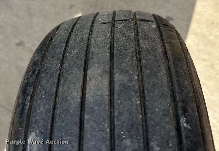 image for item NJ9292 Grasshopper 620T ZTR lawn mower