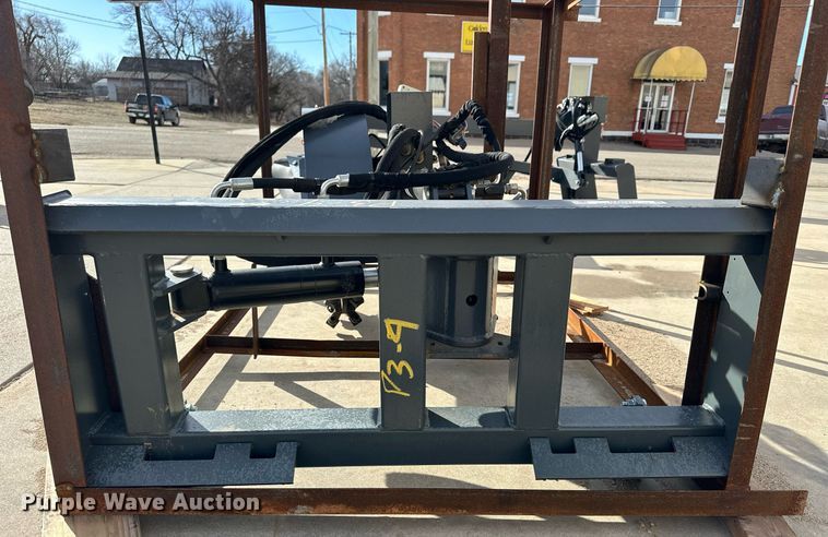 image for item NJ9293 Handy HSSG24X skid steer stump grinder