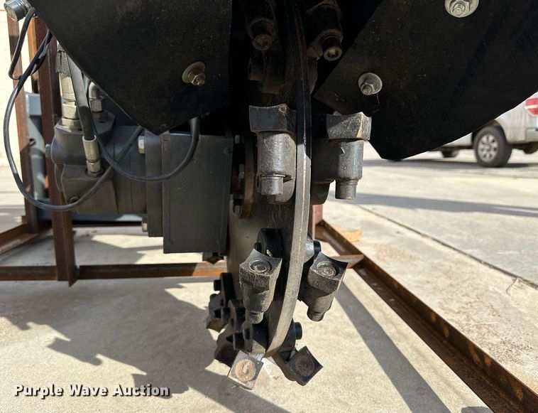 image for item NJ9293 Handy HSSG24X skid steer stump grinder