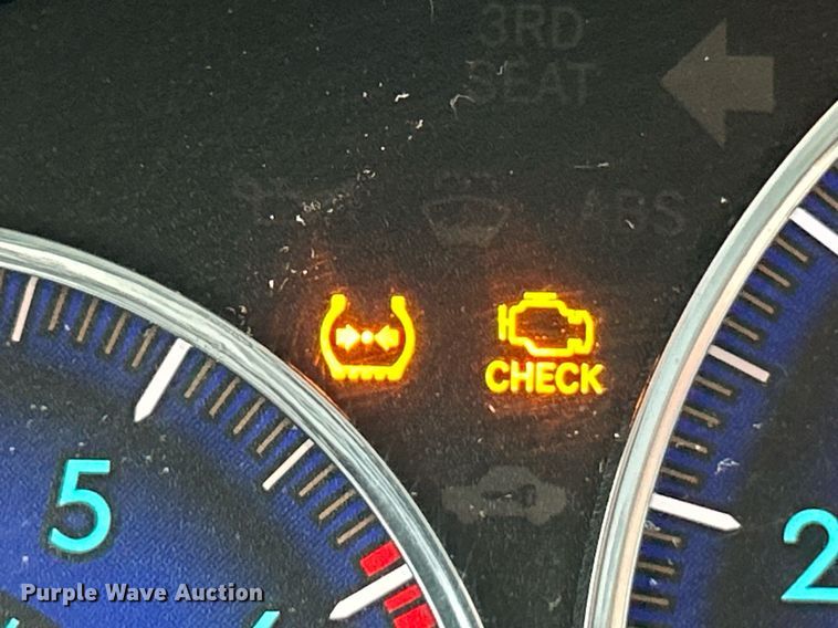 image for item NJ9518 2006 Toyota  Sienna Limited van