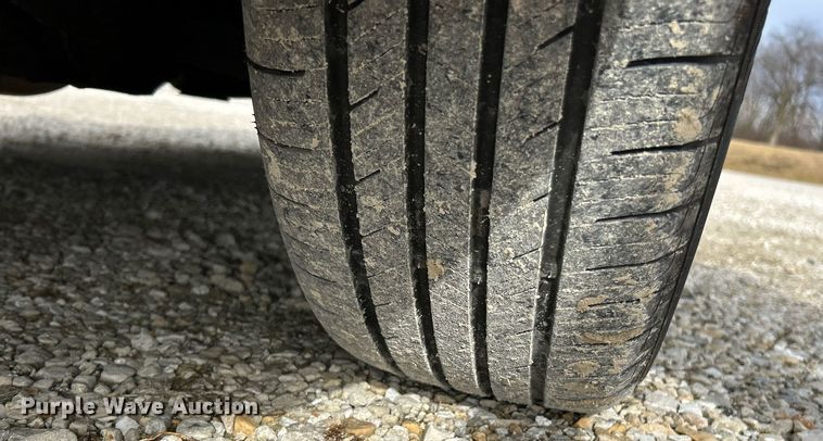 image for item NJ9518 2006 Toyota  Sienna Limited van