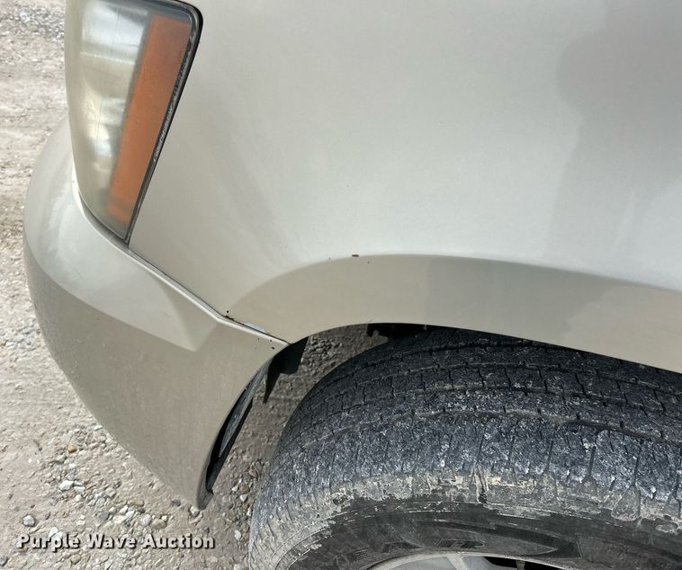 image for item NJ9519 2007 Chevrolet Suburban LT SUV