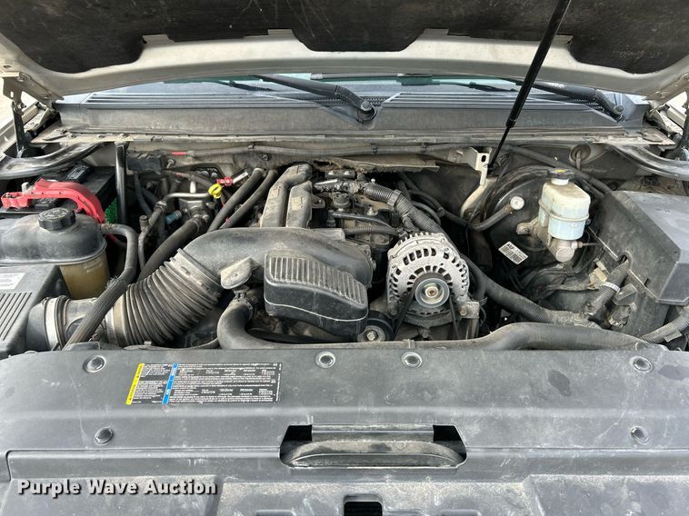 image for item NJ9519 2007 Chevrolet Suburban LT SUV