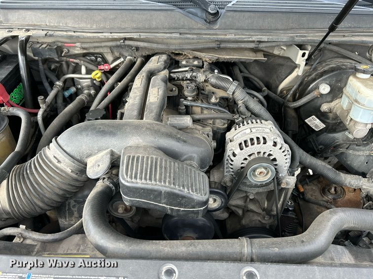 image for item NJ9519 2007 Chevrolet Suburban LT SUV