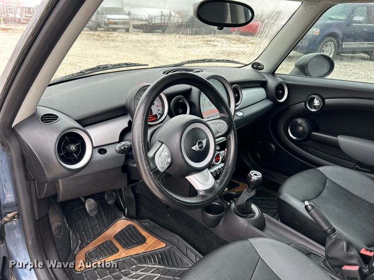 image for item NJ9521 2010 Mini Cooper 