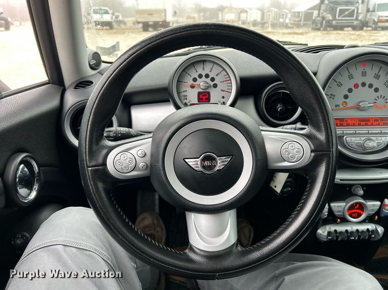 image for item NJ9521 2010 Mini Cooper 