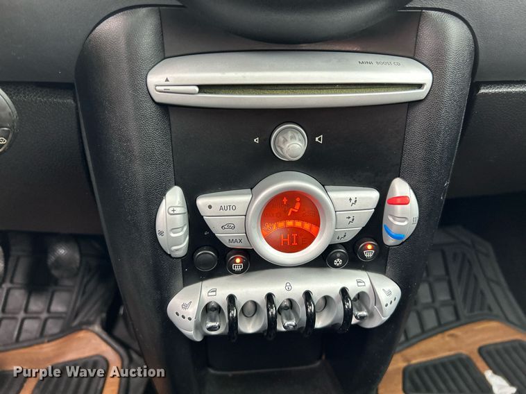 image for item NJ9521 2010 Mini Cooper 