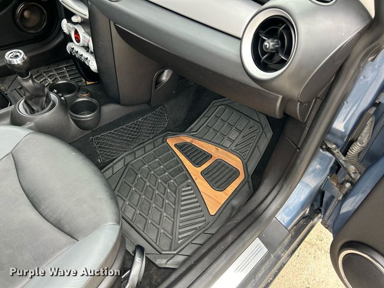 image for item NJ9521 2010 Mini Cooper 