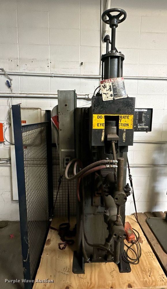 image for item NL9358 Entron  EN1000S spot welder 