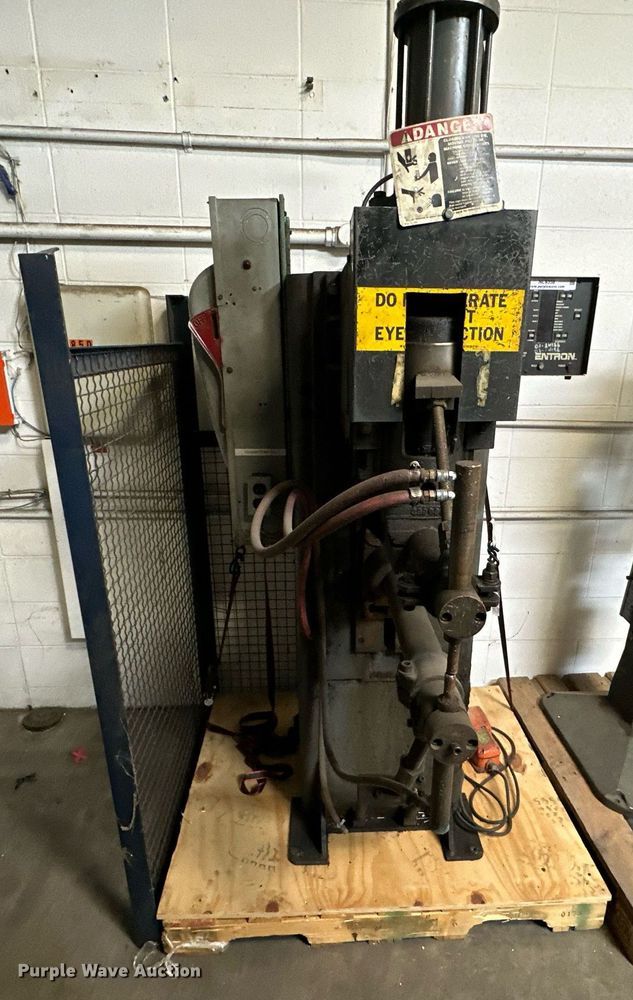 image for item NL9358 Entron  EN1000S spot welder 