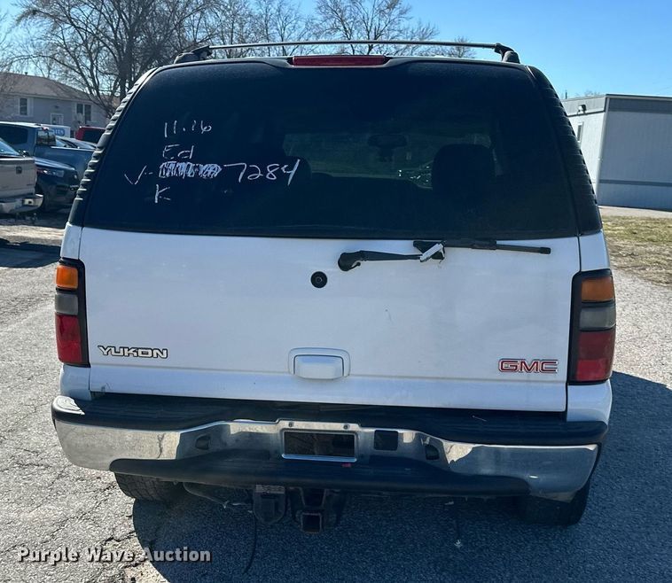 image for item NL9369 2005 GMC  Yukon SUV