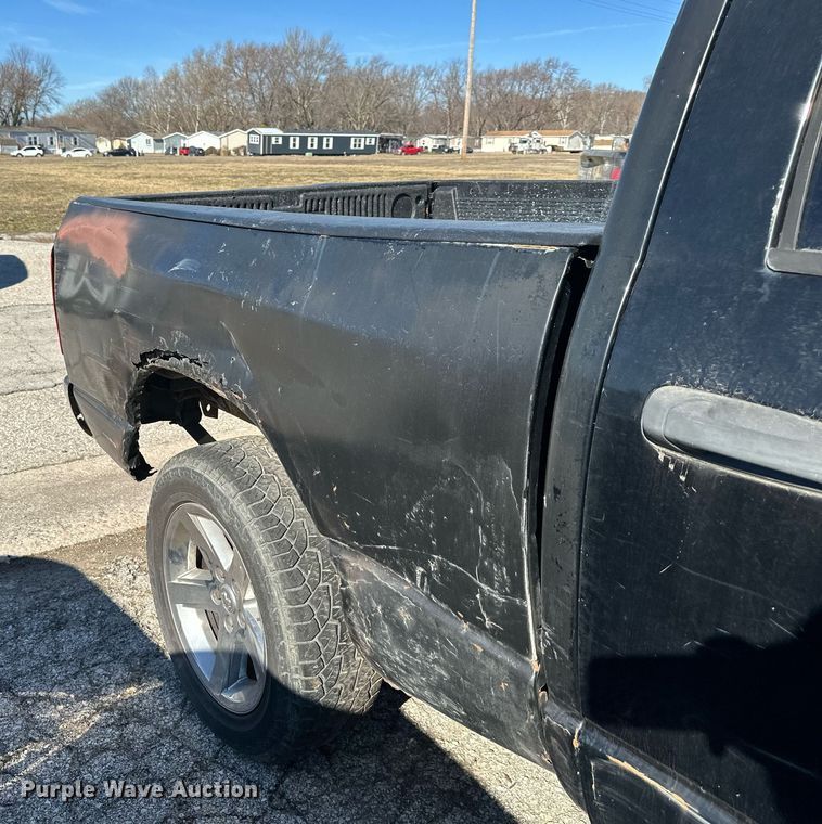 image for item NL9370 2005 Dodge  Ram 1500 Quad Cab pickup truck