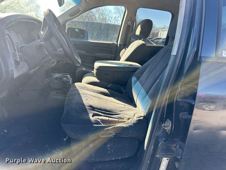 image for item NL9370 2005 Dodge  Ram 1500 Quad Cab pickup truck