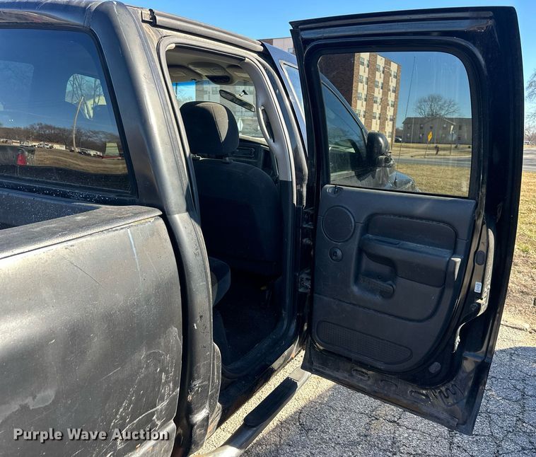 image for item NL9370 2005 Dodge  Ram 1500 Quad Cab pickup truck
