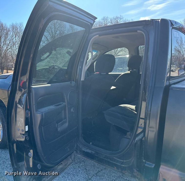 image for item NL9370 2005 Dodge  Ram 1500 Quad Cab pickup truck