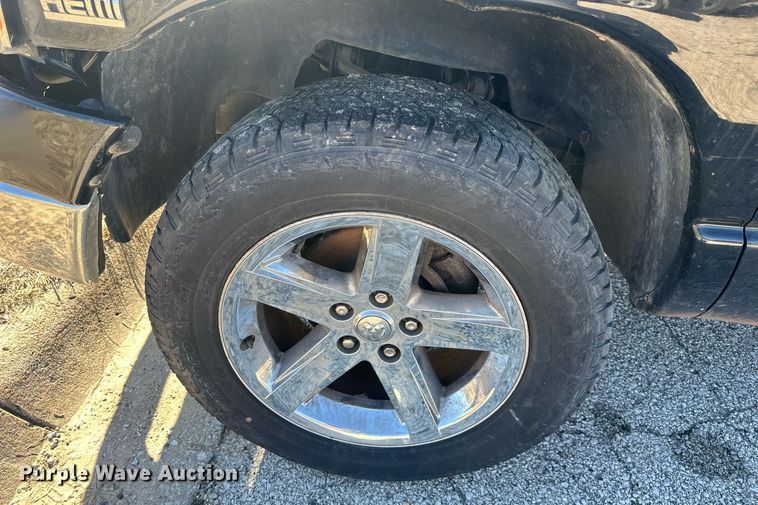 image for item NL9370 2005 Dodge  Ram 1500 Quad Cab pickup truck