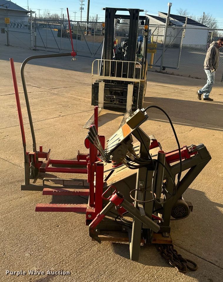 image for item NM9276 Gray 2100 Tire machine