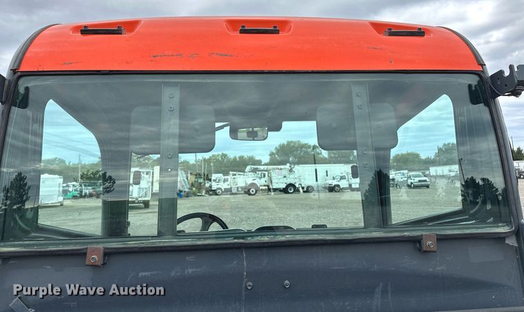 image for item NQ9405 2014 Kubota  RTV-X1100C utility vehicle