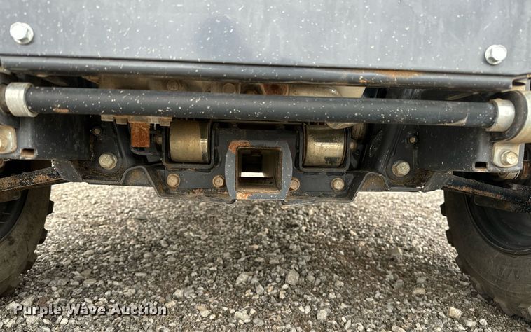 image for item NQ9405 2014 Kubota  RTV-X1100C utility vehicle