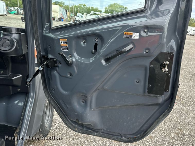 image for item NQ9405 2014 Kubota  RTV-X1100C utility vehicle