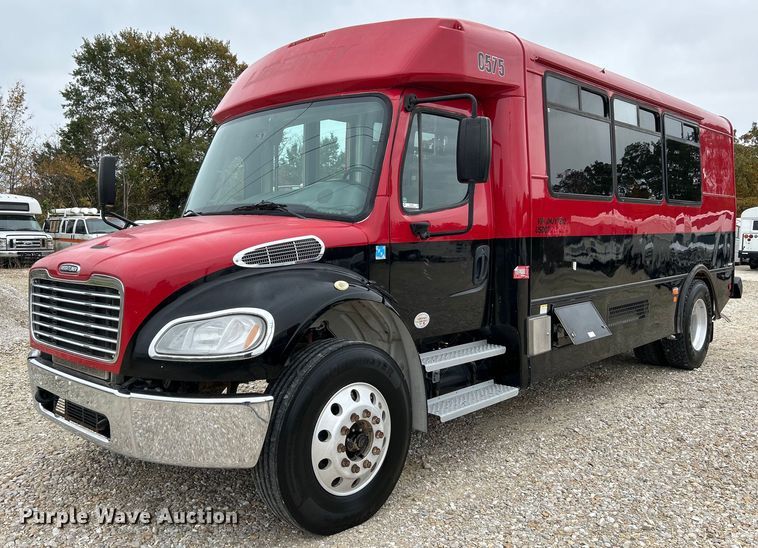 image for item NR9280 2018 Freightliner M2 shuttle bus