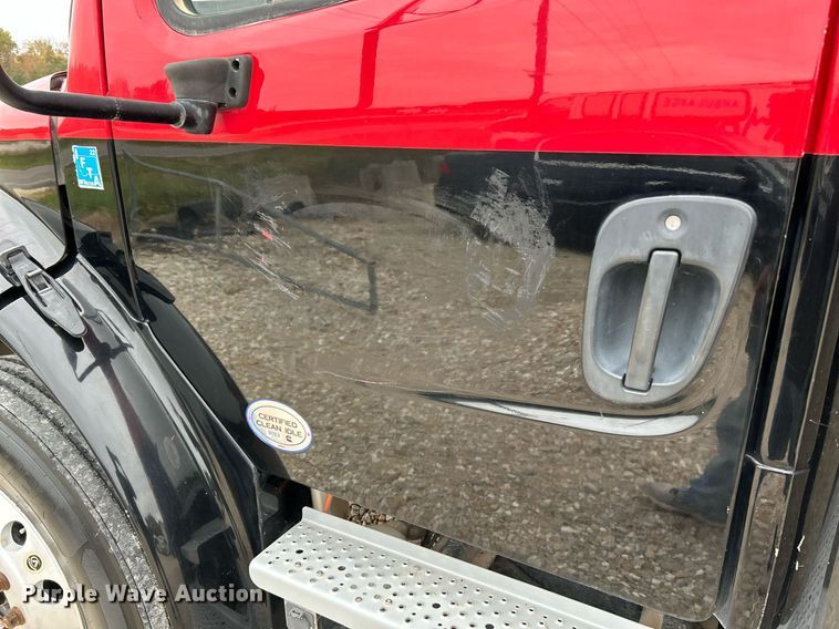 image for item NR9280 2018 Freightliner M2 shuttle bus