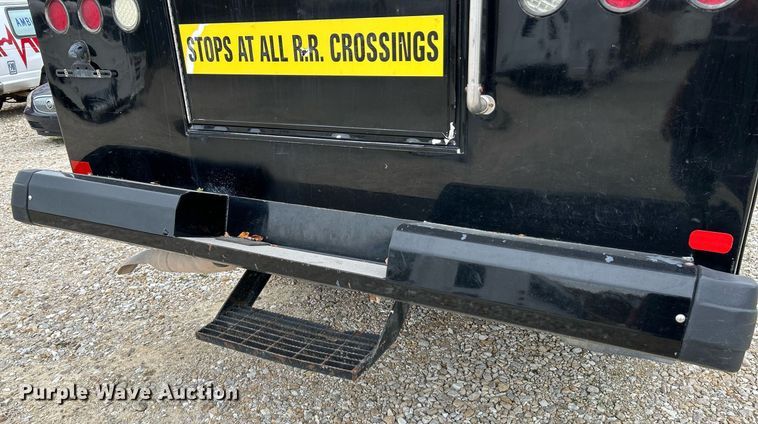 image for item NR9280 2018 Freightliner M2 shuttle bus