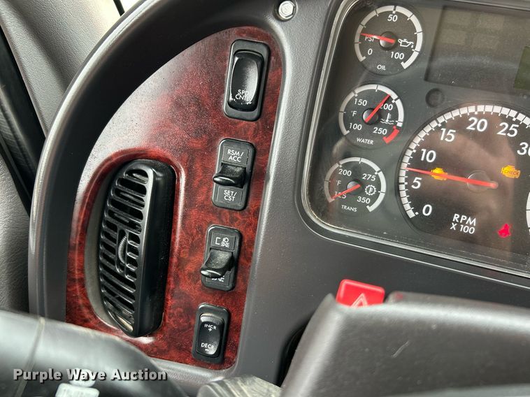 image for item NR9280 2018 Freightliner M2 shuttle bus