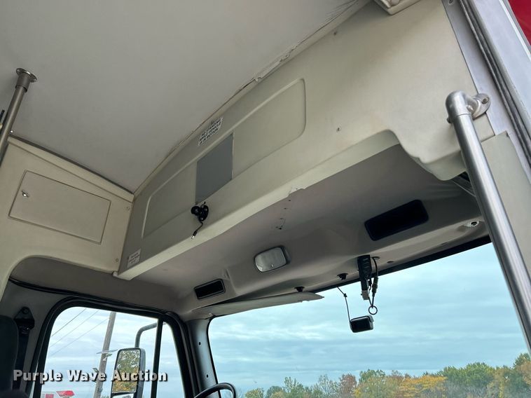 image for item NR9280 2018 Freightliner M2 shuttle bus