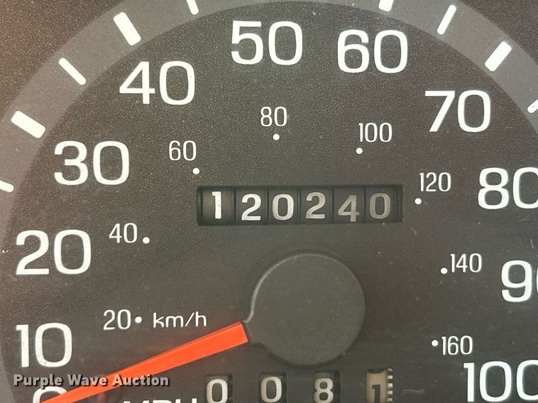 image for item NR9452 2003 Ford E450 Super Duty van cab and chassis