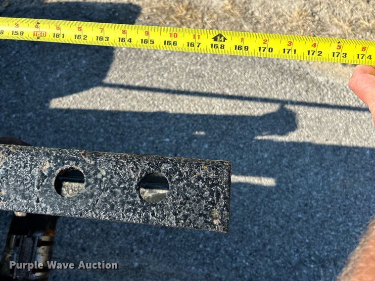 image for item NR9452 2003 Ford E450 Super Duty van cab and chassis