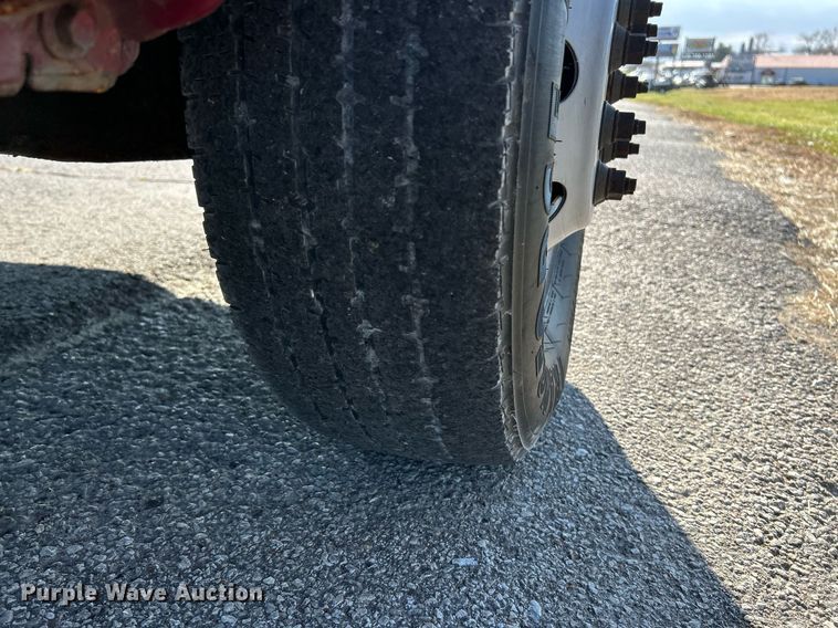 image for item NR9452 2003 Ford E450 Super Duty van cab and chassis