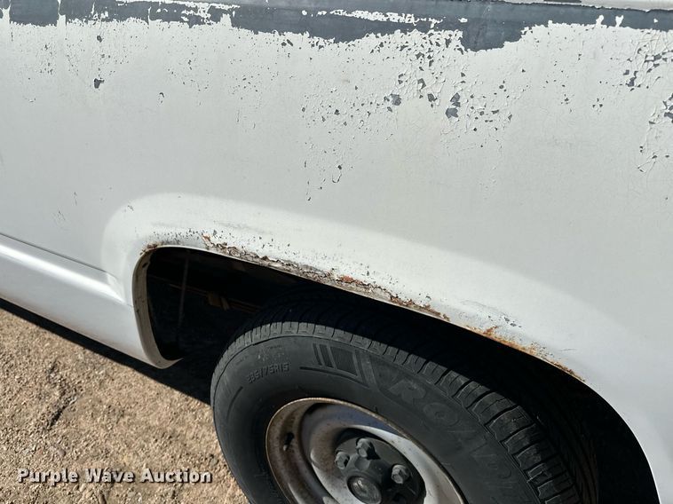 image for item NU9341 1991 Chevrolet  C1500 pickup truck